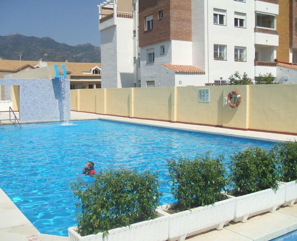Benalmadenapartments Bbq Evita Beach Club Экстерьер фото